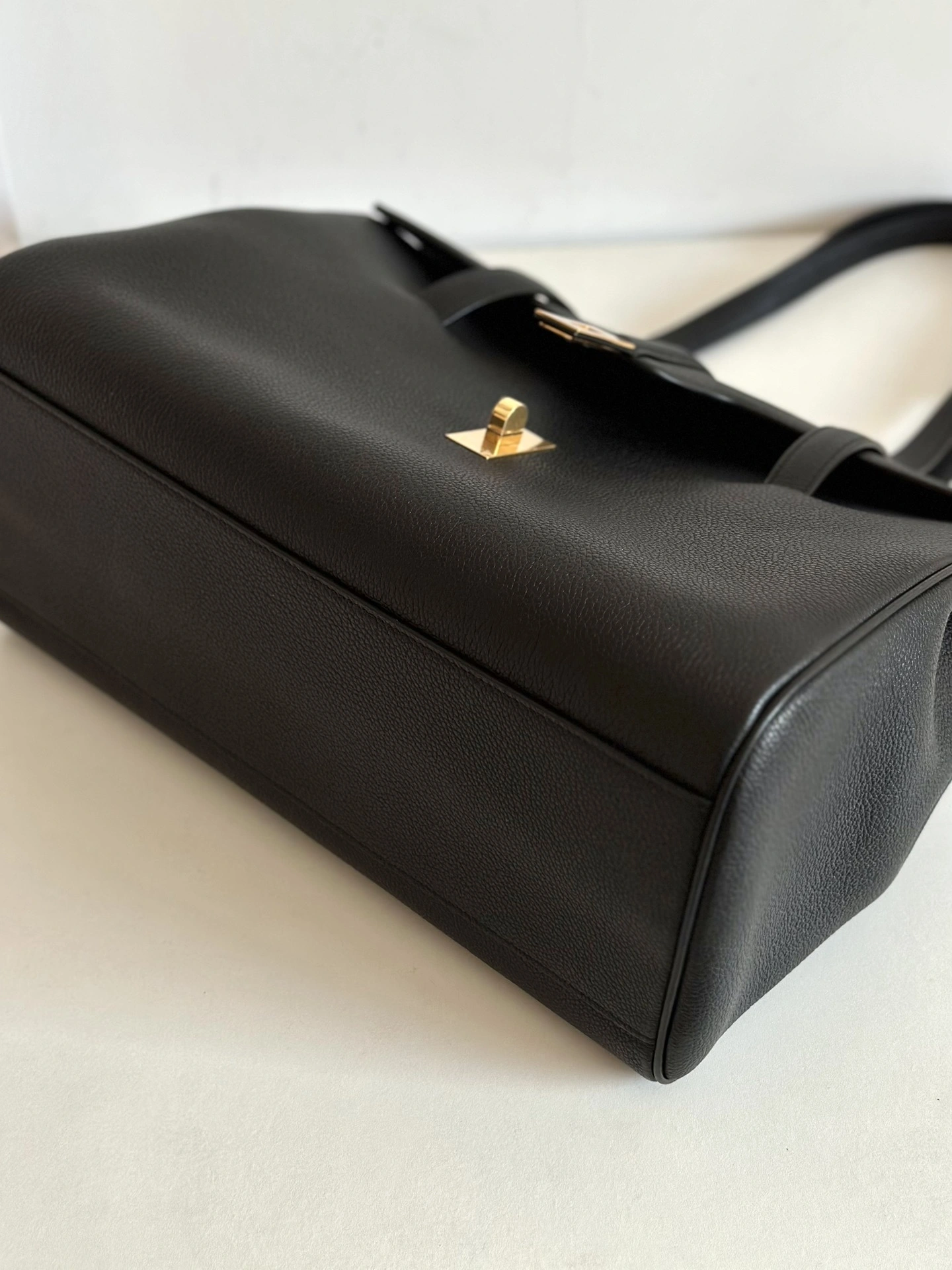 MOMO-- 358i95 194043CR8.38NO high quality version soft 16 Calfskin item:E-B805J2474